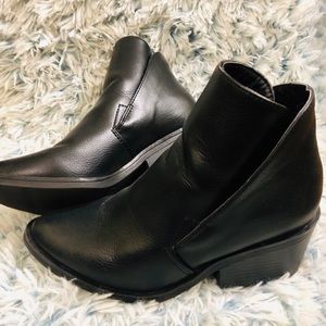 Apt. 9 Ankle Boots